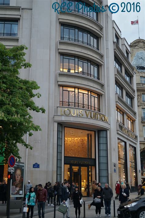 louis vuitton paris store appointment|buying Louis Vuitton in Paris.